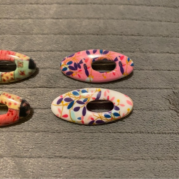 Printed Pins - Picture 2 of 5